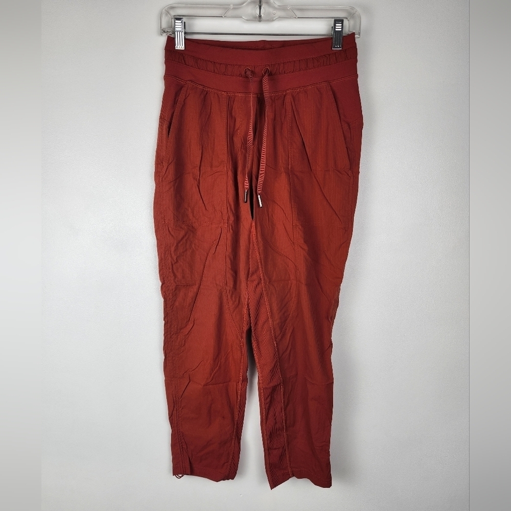 Lululemon Ready to Rulu Jogger Pants in Red Merlot Size 4​